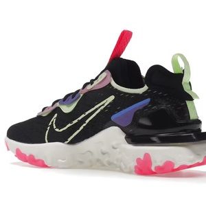 Nike React Vision
Black Beyond Pink Volt (Women's)